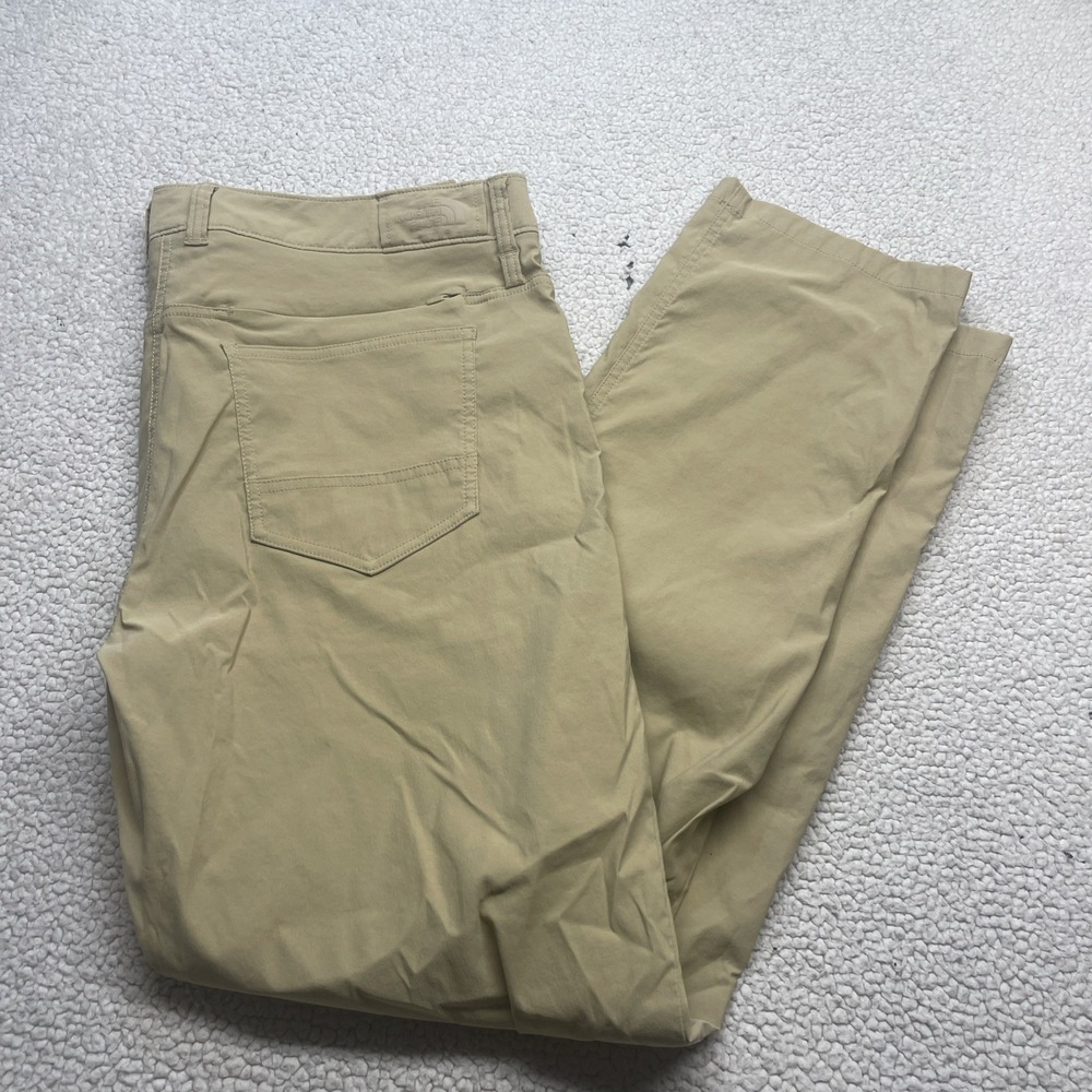 The North Face Pants Mens 38x31 Khaki Motion Straight Leg Hiking Outdoor Casual